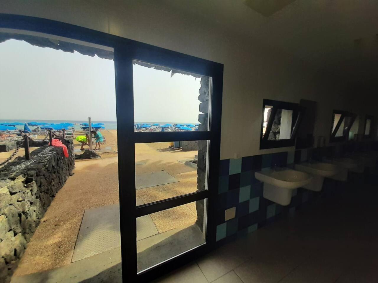 Internacional Tv Un Minuto Avenida Y Playa Apartment ติอาส ภายนอก รูปภาพ
