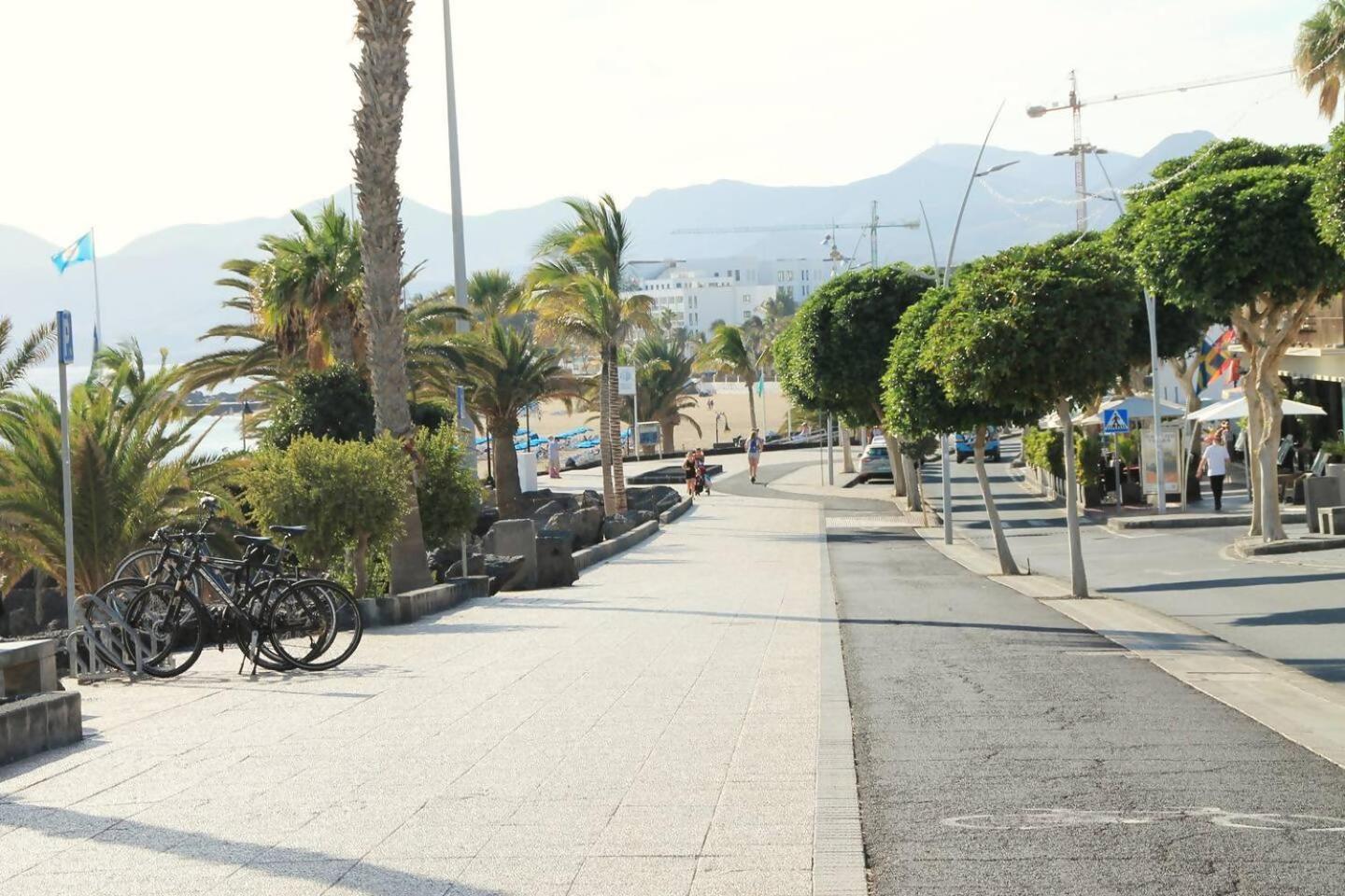 Internacional Tv Un Minuto Avenida Y Playa Apartment ติอาส ภายนอก รูปภาพ
